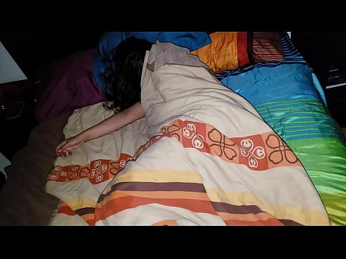 ❤️ Stepson berači svojo mlado mačeho, medtem ko ona spi. ☑ Super seks na sl.japangaysex.ru ❌️